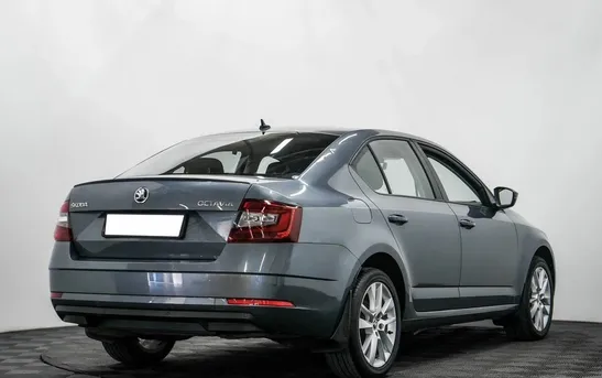 Skoda Octavia 1.80 робот, фото №1