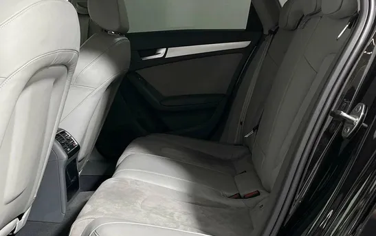 Audi A4 2.00 вариатор, фото №1