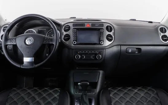 Volkswagen Tiguan 2.00 автомат, фото №1