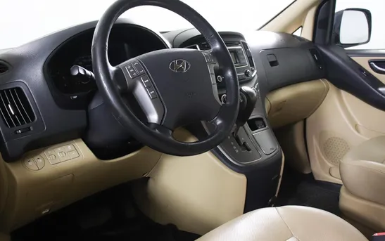 Hyundai H-1 2.50 автомат, фото №1