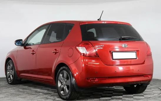 Kia Ceed 1.60 механика, фото №1