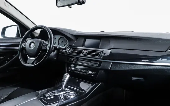 BMW 5 серии 3.00 автомат, фото №1