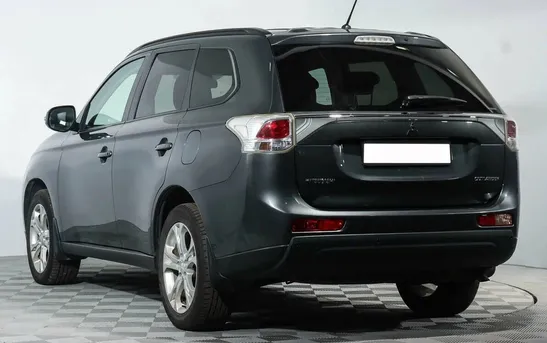 Mitsubishi Outlander 2.40 вариатор, фото №1