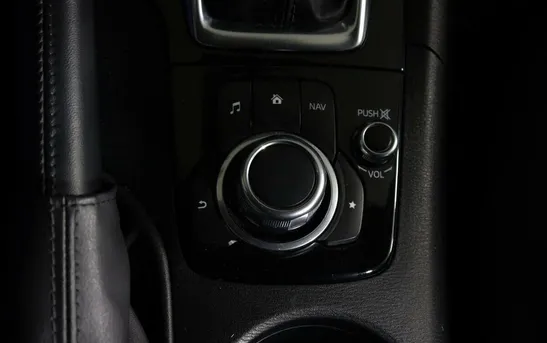 Mazda 3 1.50 автомат, фото №1