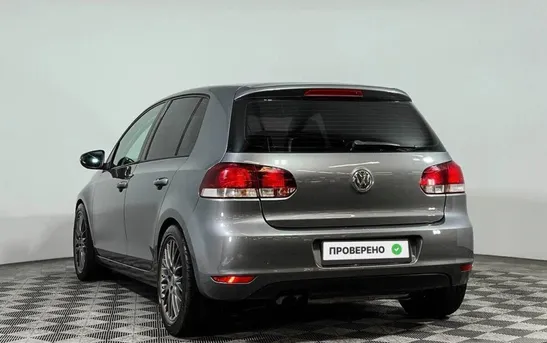 Volkswagen Golf 1.60 робот, фото №1