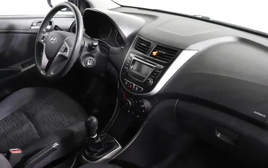 Hyundai Solaris 1.60 механика, фото №1