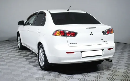 Mitsubishi Lancer 1.50 механика, фото №1