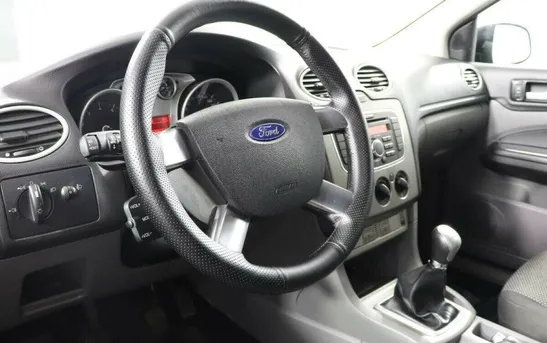 Ford Focus 1.60 механика, фото №1