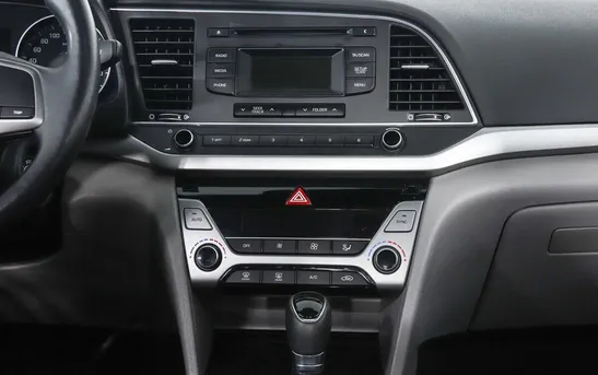 Hyundai Elantra 2.00 автомат, фото №1