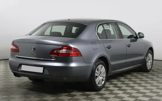 Skoda Superb 2.00 робот, фото №1