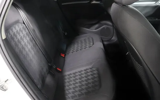 Audi A3 1.40 робот, фото №1