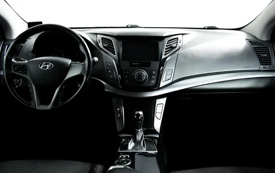 Hyundai i40 2.00 автомат, фото №1