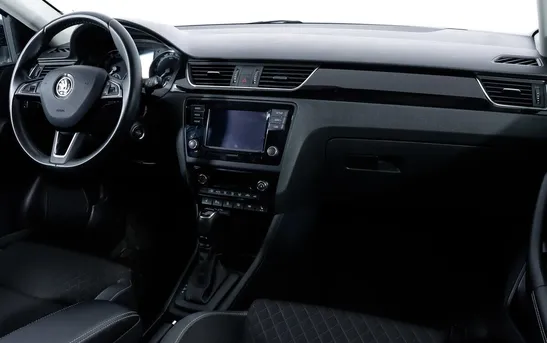 Skoda Rapid 1.40 робот, фото №1