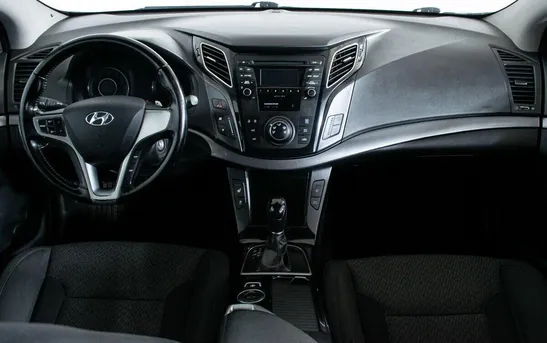 Hyundai i40 2.00 автомат, фото №1