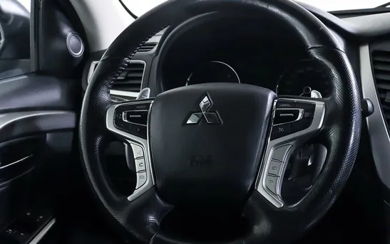 Mitsubishi Pajero Sport 2.40 автомат, фото №1