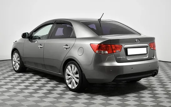 Kia Cerato 1.60 автомат, фото №1