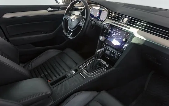 Volkswagen Passat 1.80 робот, фото №1