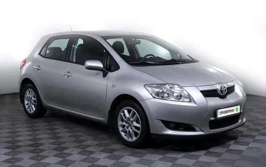 Toyota Auris 1.60 робот, фото №1