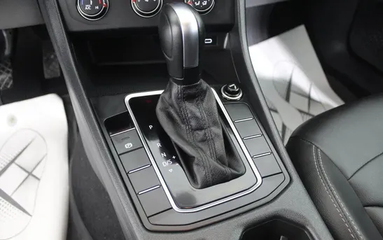 Volkswagen Jetta 1.60 автомат, фото №1