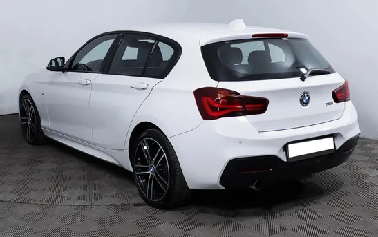 BMW 1 серии 1.50 автомат, фото №1