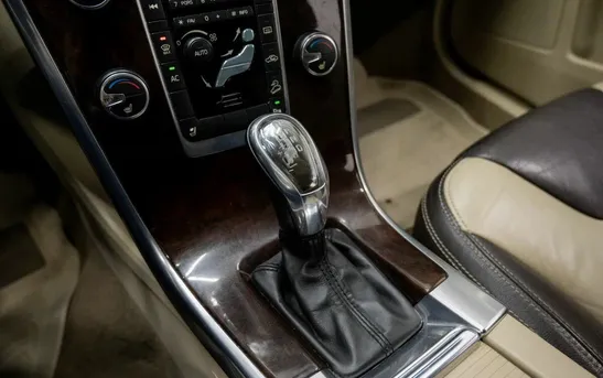 Volvo XC60 2.40 автомат, фото №1