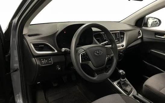 Hyundai Solaris 1.60 механика, фото №1