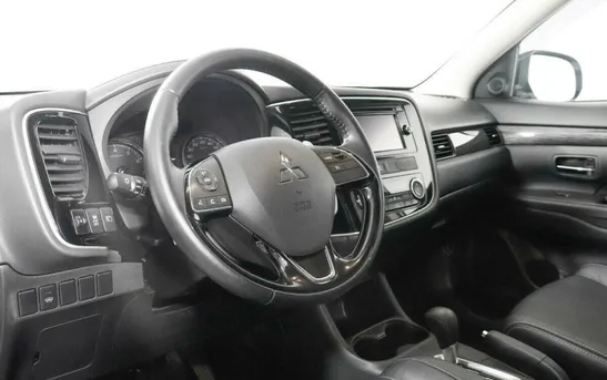 Mitsubishi Outlander 2.40 вариатор, фото №1