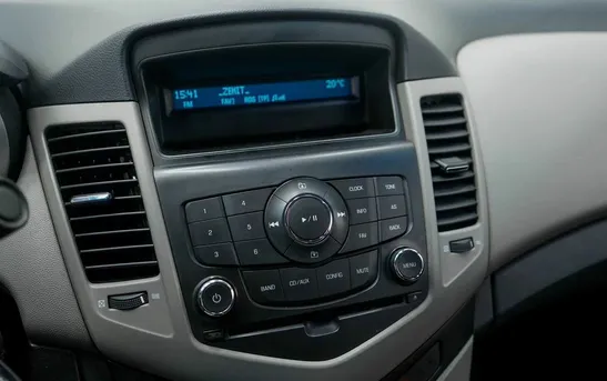 Chevrolet Cruze 1.60 автомат, фото №1