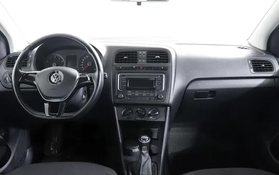 Volkswagen Polo 1.60 механика, фото №1