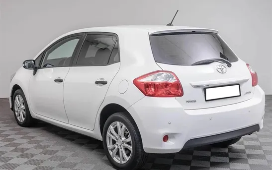 Toyota Auris 1.60 автомат, фото №1