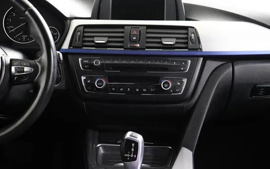 BMW 3 серии 2.00 автомат, фото №1