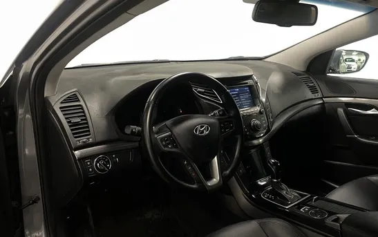 Hyundai i40 2.00 автомат, фото №1