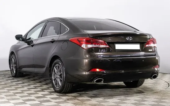 Hyundai i40 2.00 автомат, фото №1