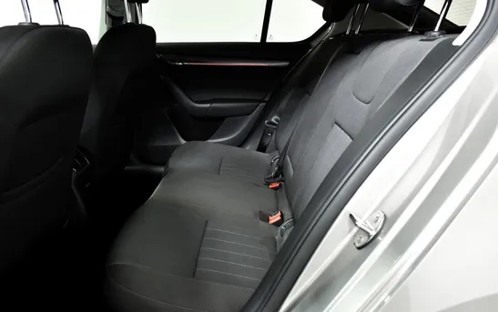 Skoda Octavia 1.80 робот, фото №1