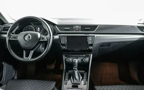 Skoda Superb 1.80 робот, фото №1