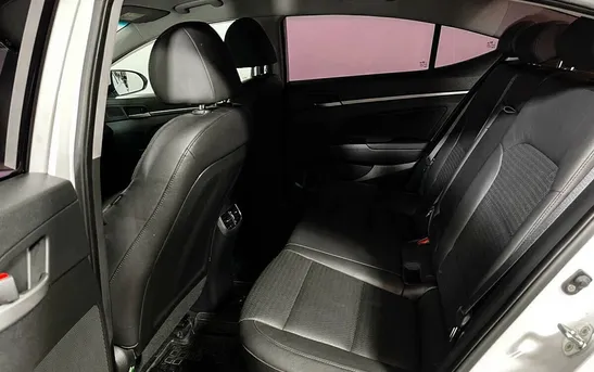 Hyundai Elantra 2.00 автомат, фото №1