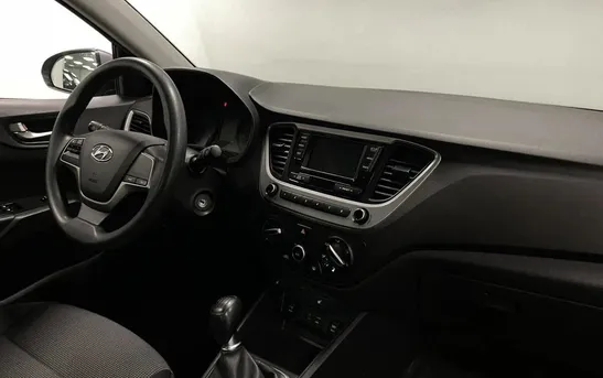 Hyundai Solaris 1.60 механика, фото №1