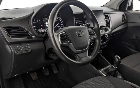 Hyundai Solaris 1.60 механика, фото №1
