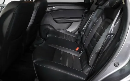 Renault Arkana 1.30 вариатор, фото №1