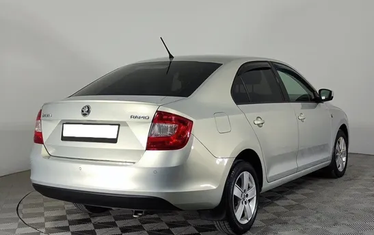 Skoda Rapid 1.40 робот, фото №1