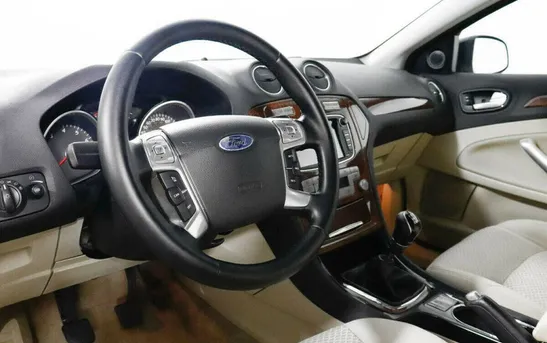 Ford Mondeo 2.00 механика, фото №1