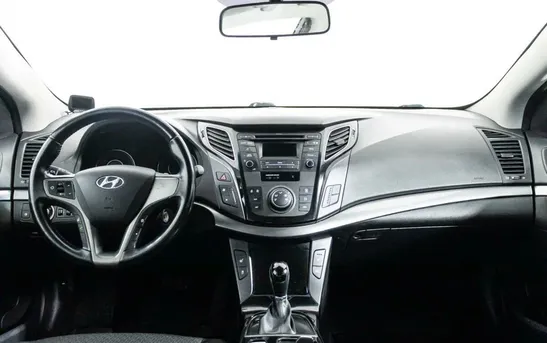 Hyundai i40 2.00 автомат, фото №1