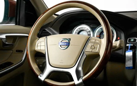 Volvo XC60 2.40 автомат, фото №1