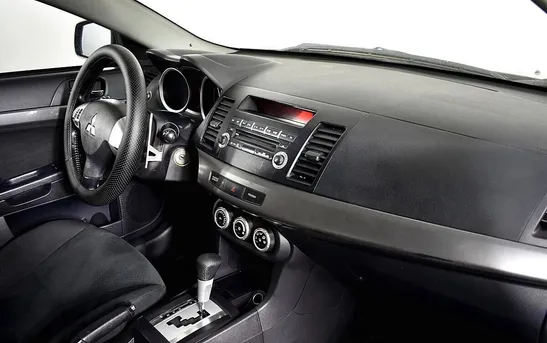 Mitsubishi Lancer 1.80 вариатор, фото №1