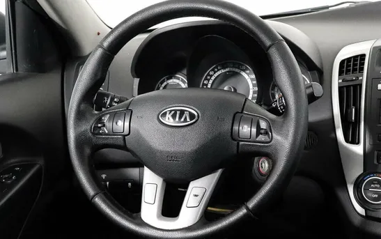Kia Ceed 1.60 механика, фото №1