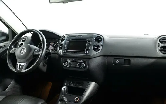 Volkswagen Tiguan 2.00 автомат, фото №1