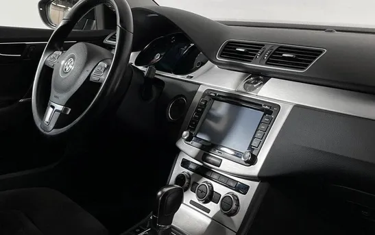 Volkswagen Passat 1.80 робот, фото №1