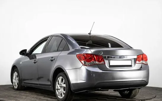 Chevrolet Cruze 1.60 автомат, фото №1