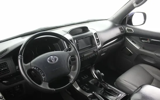 Toyota Land Cruiser Prado 2.70 механика, фото №1