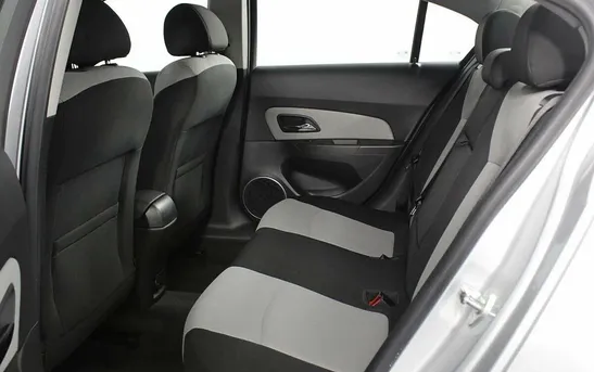 Chevrolet Cruze 1.60 автомат, фото №1